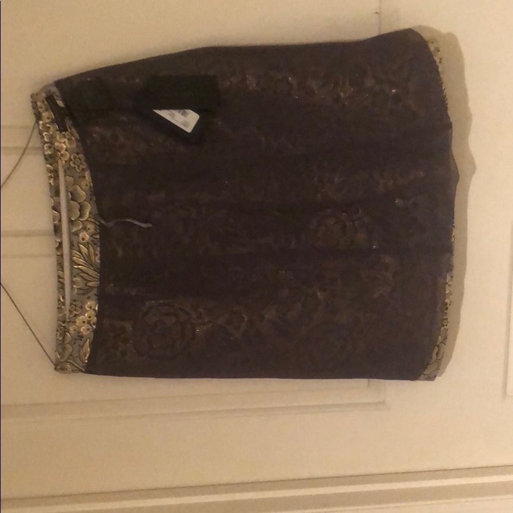 Skirt - Picture 4 of 5